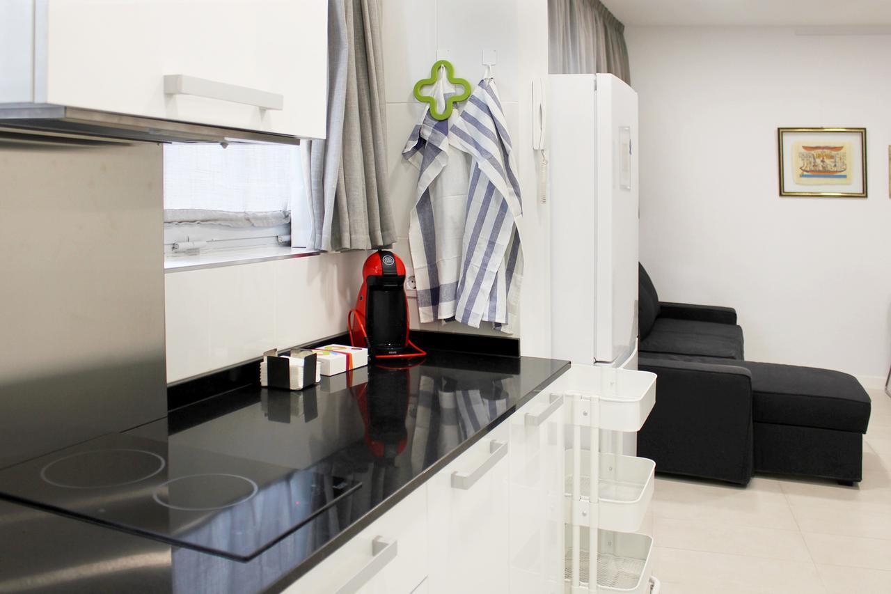 Apartamentos Funway Madrid Bagian luar foto