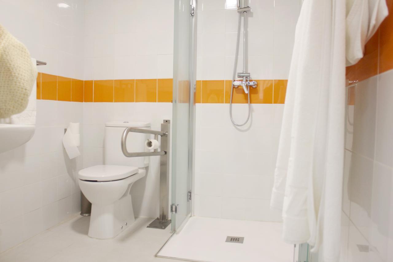 Apartamentos Funway Madrid Bagian luar foto